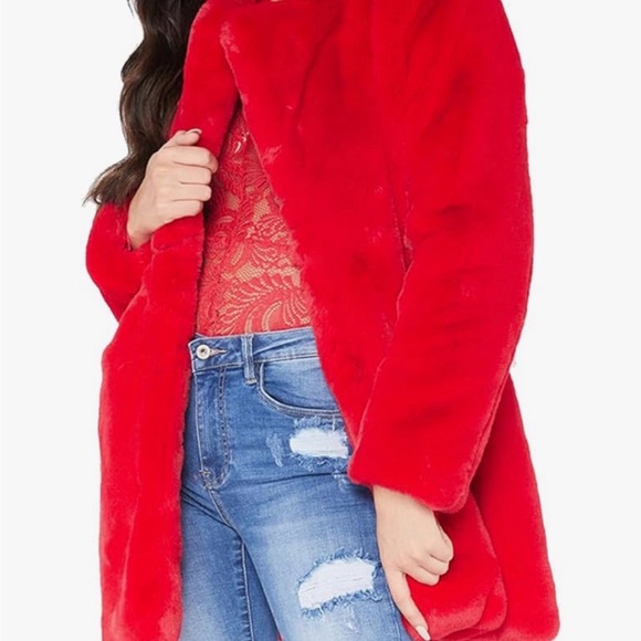 NWOT Women's Red Faux Fur Coat - Picture 9 of 9